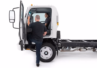 2025 Isuzu NRR Standard Cab (N-Series Class 5 Gas) 7