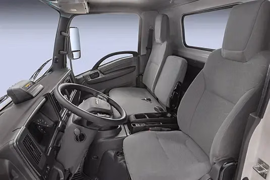 2026 Isuzu NRR Derate Standard Cab (Class 5 Diesel) - Image 12