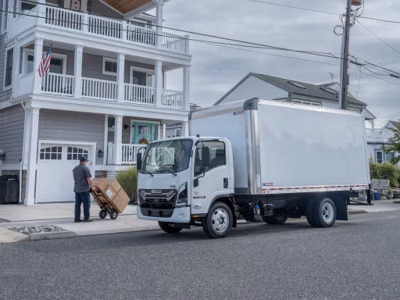 2026 Isuzu NRR Derate Standard Cab (Class 5 Diesel) 24