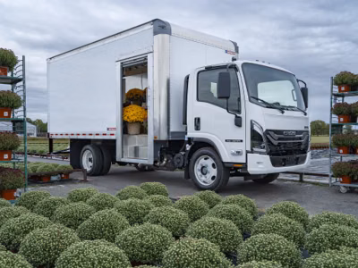 2026 Isuzu NRR Derate Crew Cab (Class 5 Diesel) 18