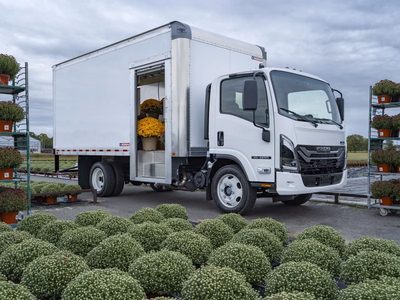 2026 Isuzu NRR Derate Crew Cab (Class 5 Diesel) - Image 18