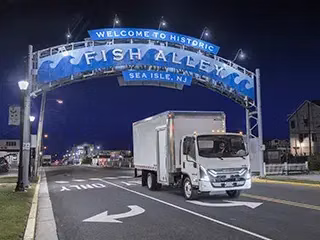 2026 Isuzu NPR-HD Crew Cab (N-Series Diesel) 176 in Wheelbase - Image 22